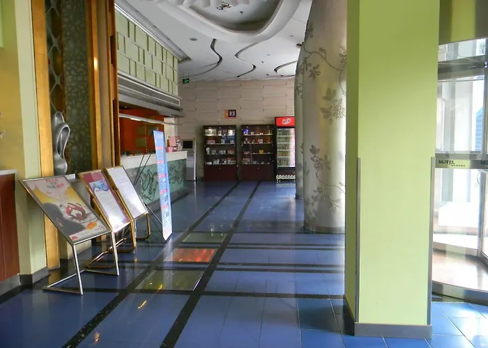 Motel168 Shanghai East Tianmu Road Inn